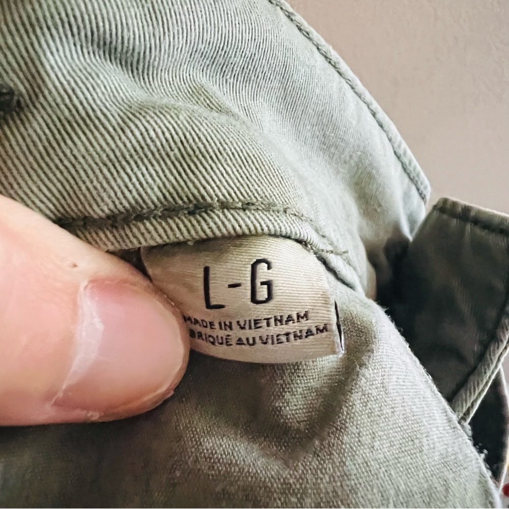 BDG Men's Olive Green Distressed Cargo Pants Size Large - Picture 7 of 8